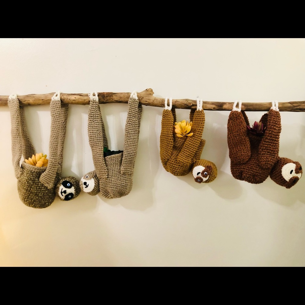 Sloth planters